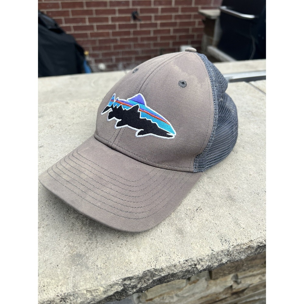 Patagonia Trucker Fitzroy Trout Mesh Hat Hiking Outdoor Cap‎ Distressed Snapback